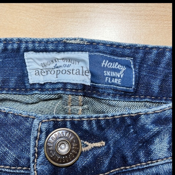 AEROPOSTALE Hailey Skinny Flare 1/2 Short * Hemmed - Picture 3 of 5